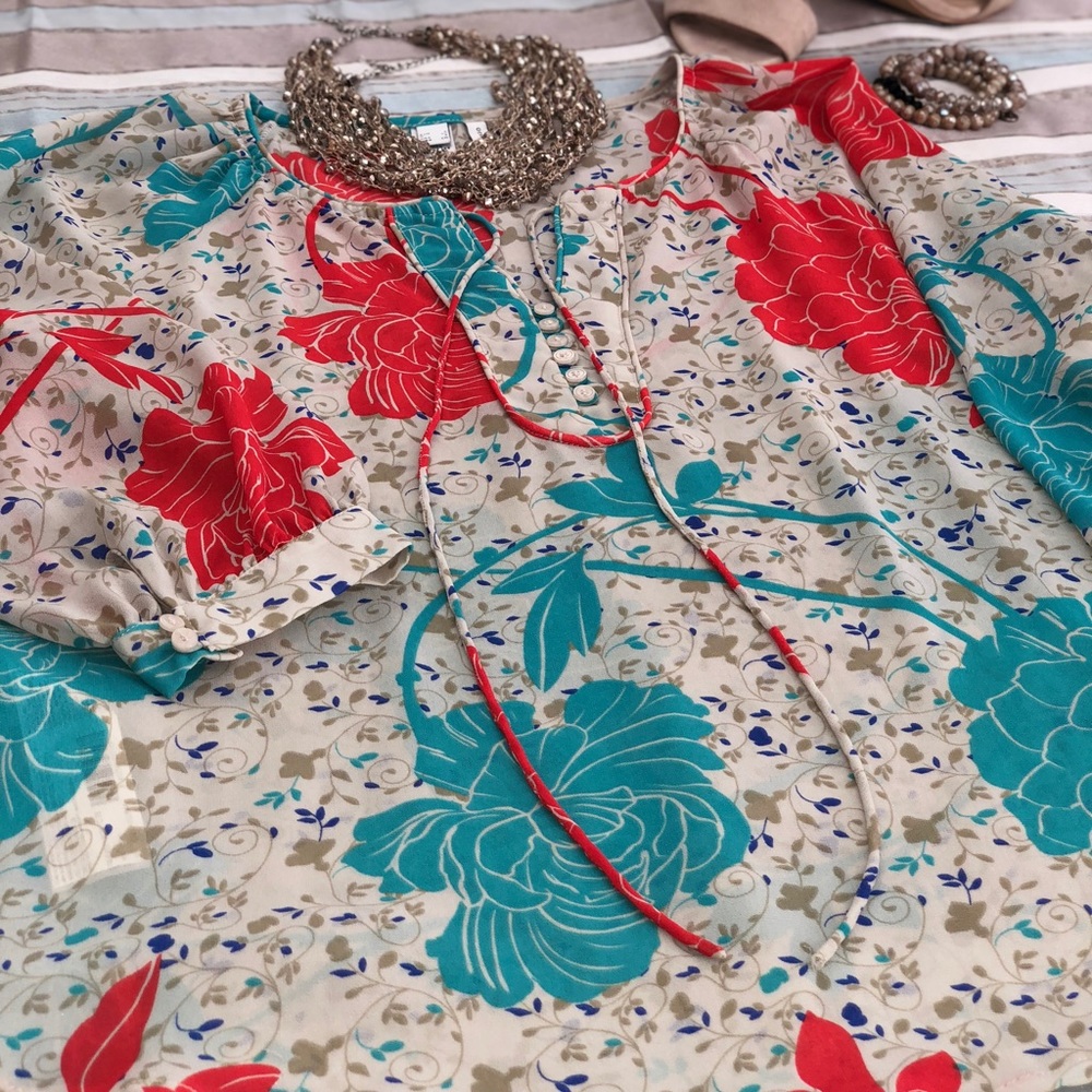 Blouse - Picture 4 of 8
